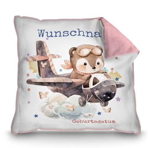 PR Print Royal Personalisiertes Kissen für Kinder mit Name und Geburtsdatum selbst gestalten - Dachs im Flugzeug - Dachs Kinderkissen mit Name | 40 x 40 cm, Rückseite Pink von PR Print Royal