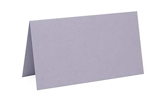 je 25 farbige Blanko Tischkarten, Platzkarten 5x9 cm in Lila-Blau von Paper24