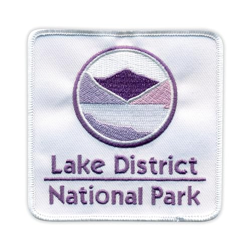 Patchion Lake District – Nationalpark – schwarzer Klettverschluss kompatibel mit Klettverschluss – bestickter Aufnäher/Abzeichen/Emblem von Patchion