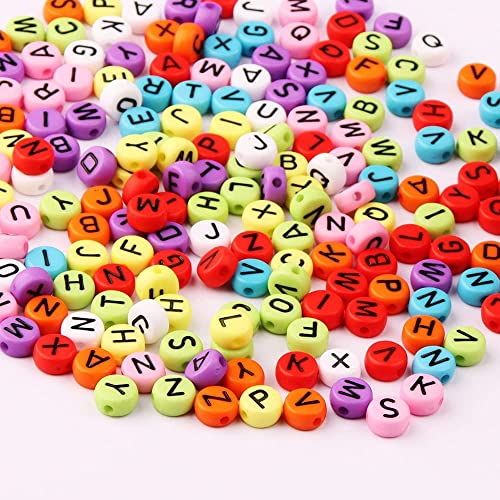 600 Stück Acryl Rund Buchstaben Perlen Set Initiale Alphabet Beads Buchstabenperlen zum Auffädeln für DIY Freundschaft Armband Schmuckherstellung (Bunt Opak) von Perlin