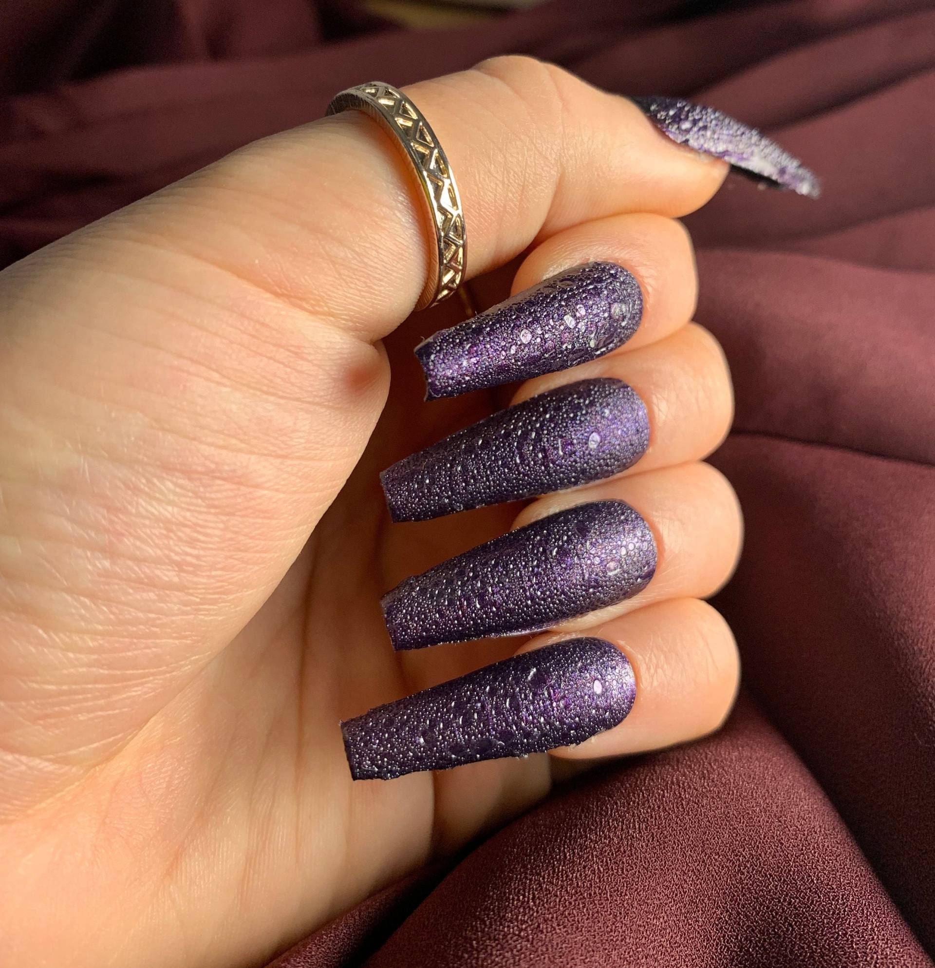 Lila Dragonscale Press On Fake Nails Handarbeit Cosplay von PixJewelry