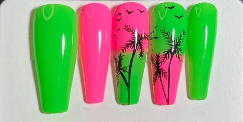 Neon Palme von PressandBling