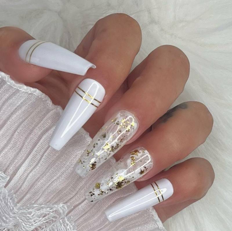 Press On Nails Weiß White Golden Flakes Gold von PrincessNails01