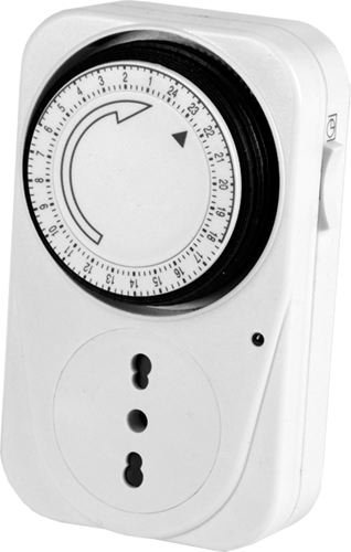 Analoger Timer mit Steckdose 2P+T 16 A 220 V Maure Für Lasten bis 3500 Watt von Promotion & Beyond