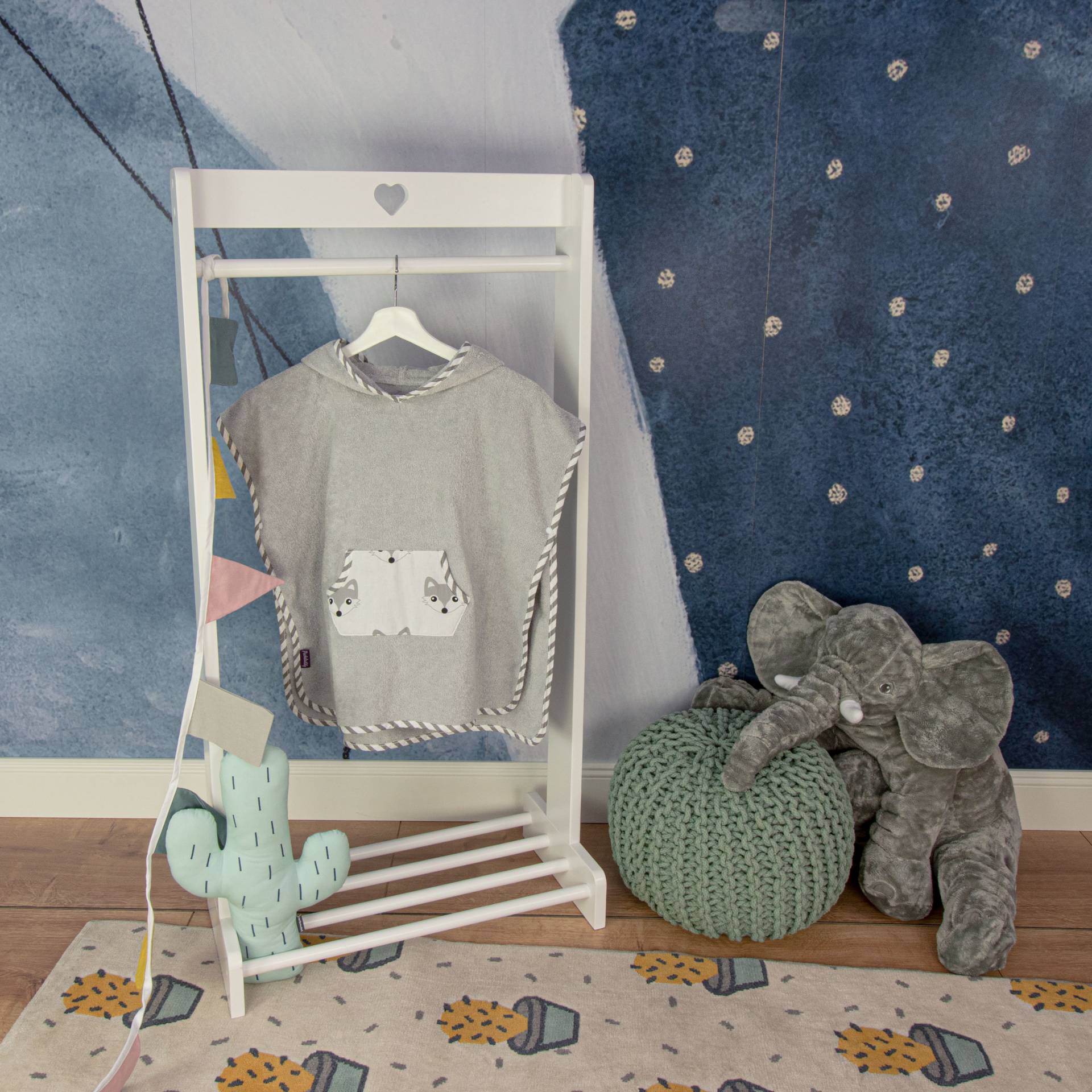 Puckdaddy Bade Poncho Foxi 57x84 cm Baby Mit Kapuze Fuchs Muster in Grau von PuckdaddyShop