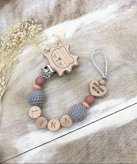 Schnullerkette Graviert Name Geburtsdatum Und Uhrzeit von PureDesignBabyHerz