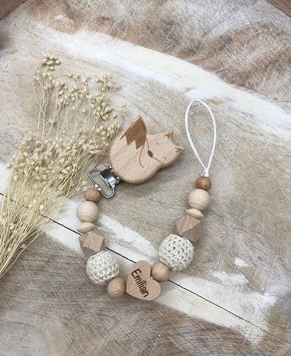 Schnullerkette Mit Namen Personalisiert Graviert Geschenk Taufe/Geburt Verschiedene Schriftarten Clips von PureDesignBabyHerz