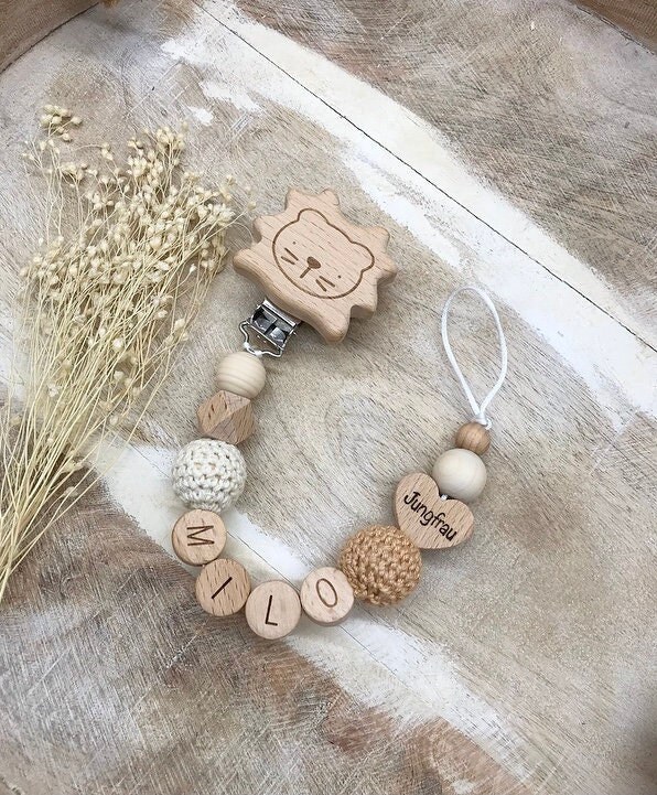 Schnullerkette Mit Namen Personalisiert Graviert Geschenk Taufe/Geburt Verschiedene Schriftarten Clips von PureDesignBabyHerz