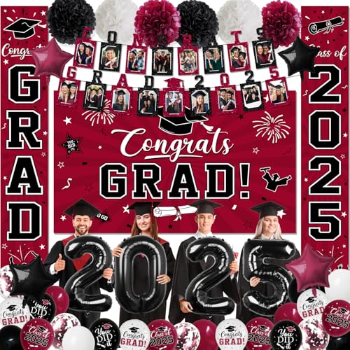 Maroon 2025 Graduation Party Dekorationen Set, Congrats Grade Banner, Hintergrund, Veranda Schild, Luftballons und hängende Wirbel für Abschlussfeier Party Supplies von Pymurod