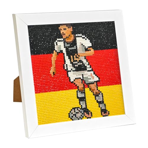 QDUODUO Fussball Diamond Painting mit Rahmen für Kinder ab 6 Jahre und Erwachsene Anfänger, JM10 Fußball 5D Diamant Malerei Bilder, 20x20cm Klein DIY Mosaikherstellung Kit für Home Deko und Geschenk von QDUODUO