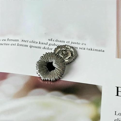 10 Stück/Los einfache modische dekorative Blumenknöpfe DIY Nähmantel Ölblumen-Metallknöpfe-5-782-2-25mm 10 Stück/Los einfache modische dekorative Blumenknöpfe DIY Nähmantel Ölblumen-Metallknöpfe-5-782-2-25mm von QOVBD