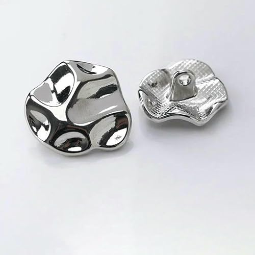 10 Stück Metallknöpfe mit unregelmäßigem Design für trendige Kleidung, Pullover, Strickjacke, Mantel, DIY-Nähzubehör, Knöpfe, ganz, Silber, 15 mm 10 Stück Metallknöpfe mit unregelmäßigem Design für trendige Kleidung, Pullover, Strickjacke, Mantel, DIY-Nähzubehör, Knöpfe, ganz, Silber, 15 mm von QOVBD