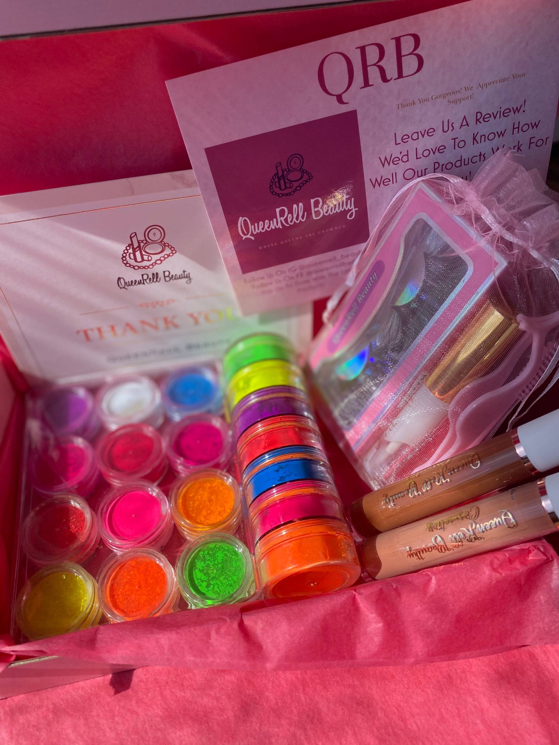 Neon Pigment & Stack Beauty Box von QueenRellBeauty