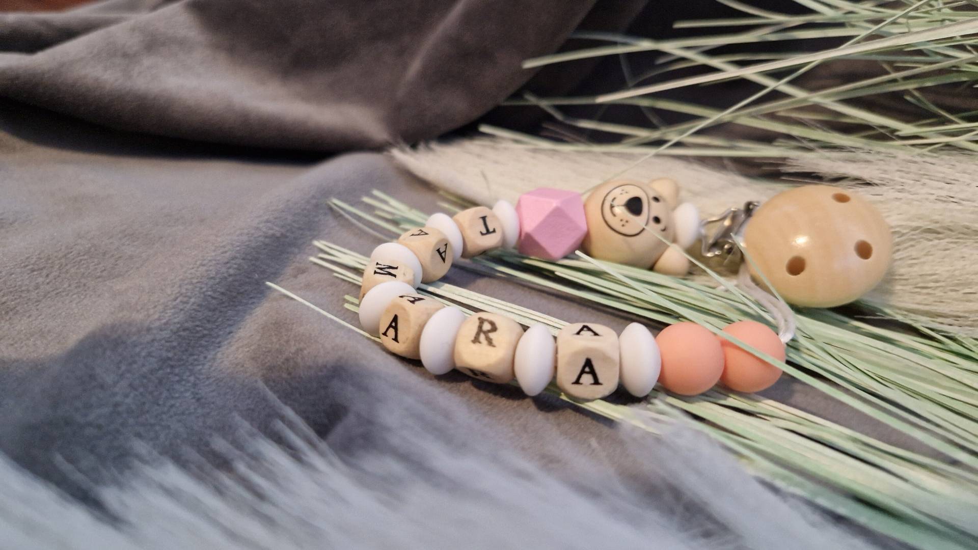 Personalisierte Schnullerkette Nach Ihrem Wunsch Perfekt Als Geschenk Für Junge Oder Mädchen Geburt Taufe Babyshower von RGdesignn