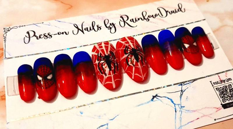 Spinne Comic Rot Und Blau Custom Press On Nails Weihnachtsgeschenk von RainbowDruidShop