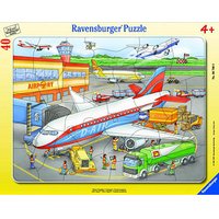 Ravensburger Kleiner Flugplatz Puzzle, 40 Teile von Ravensburger