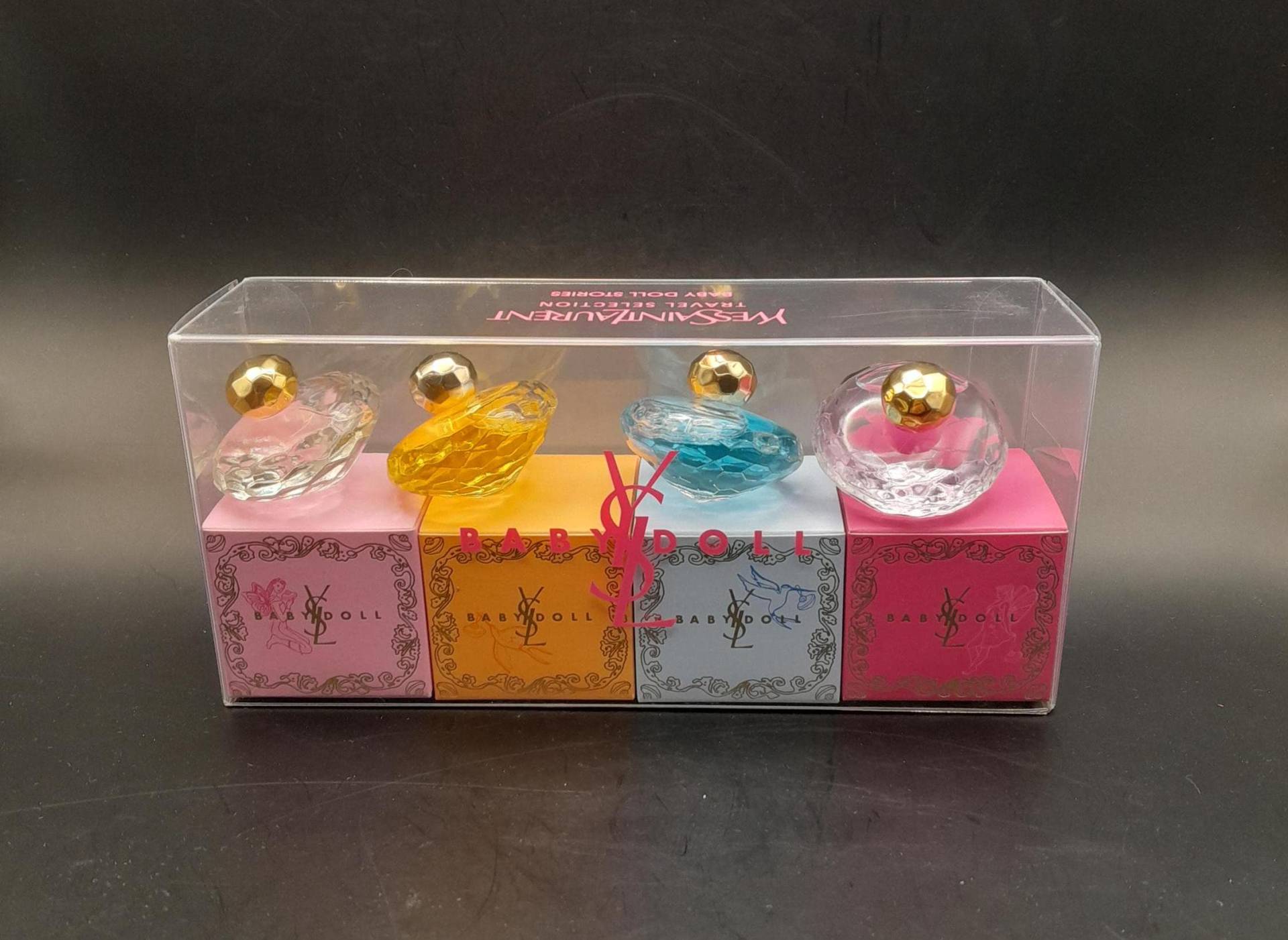 Yves Saint Laurent Baby Doll | 2008 - Box Mit 4 Miniaturen 4x 7, 5 Ml Eau De Toilette Stories Travel Selection von ReginasPerfume