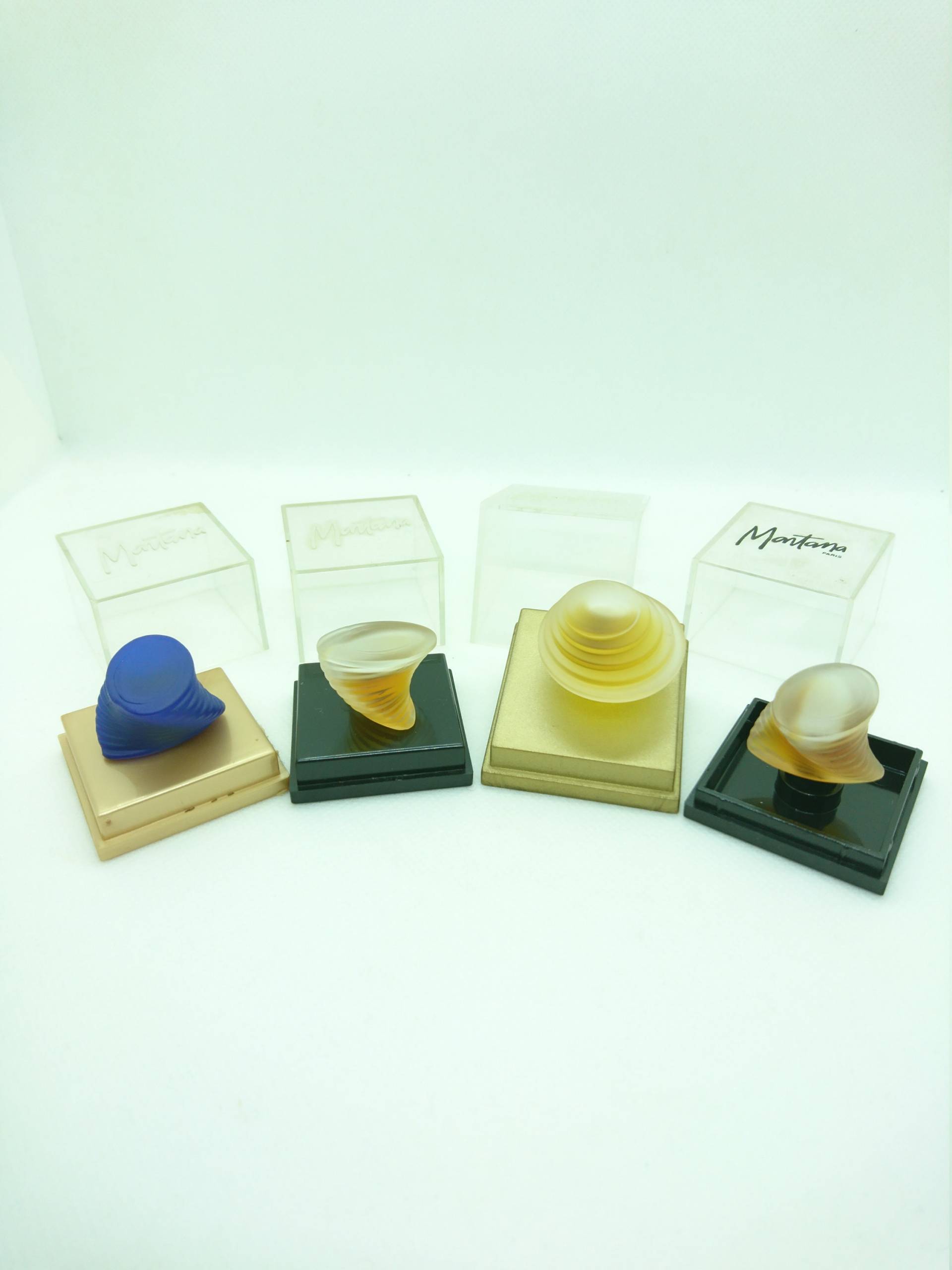 1990S Set Von 4 Claude Montana Parfum Miniaturen Boxed Vintage Parfum von Residenzler