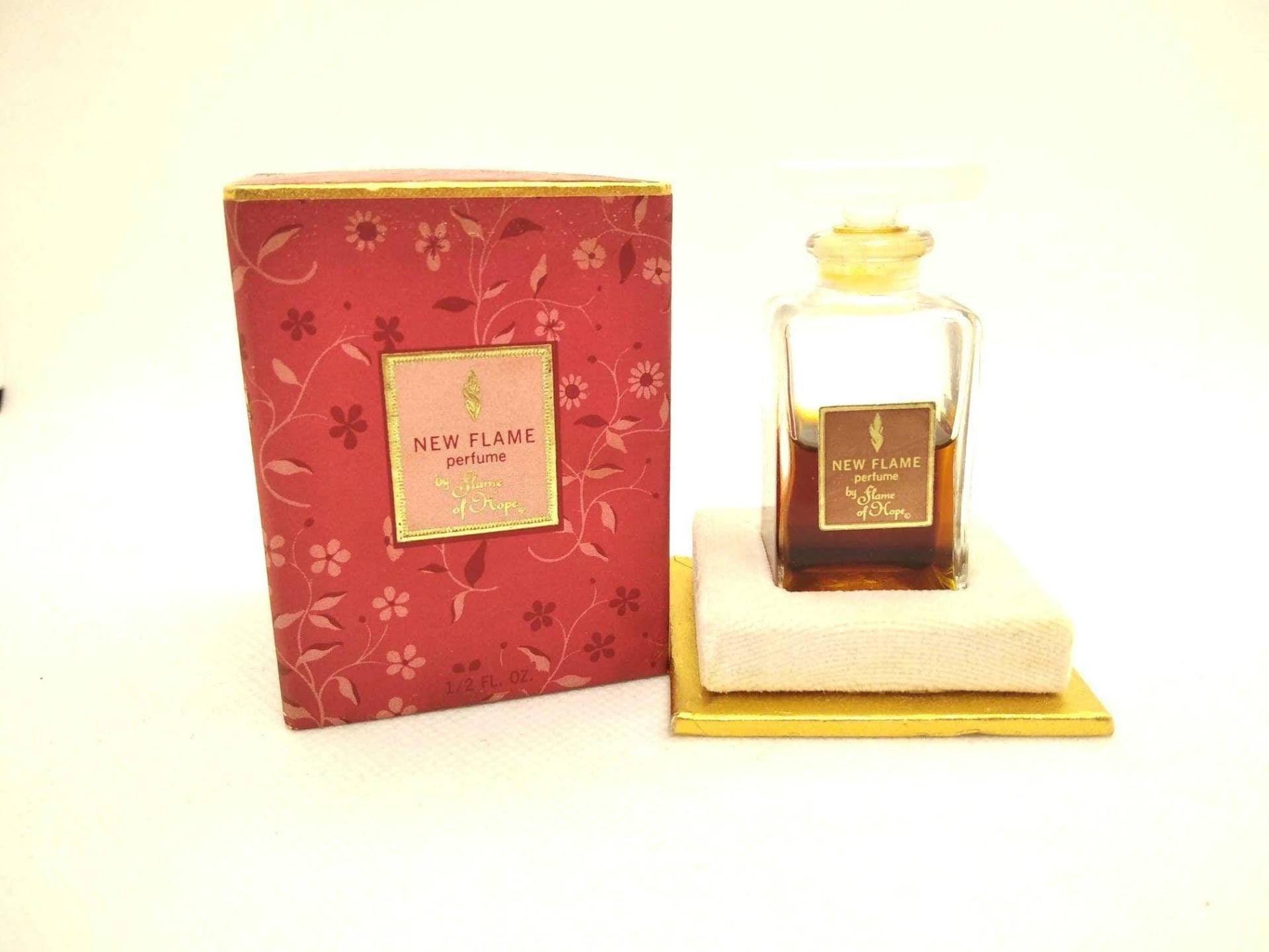 New Flame By Of Hope Extrait De Parfum 1/2Oz Boxed 60% Full Vintage Pure 1970 von Residenzler