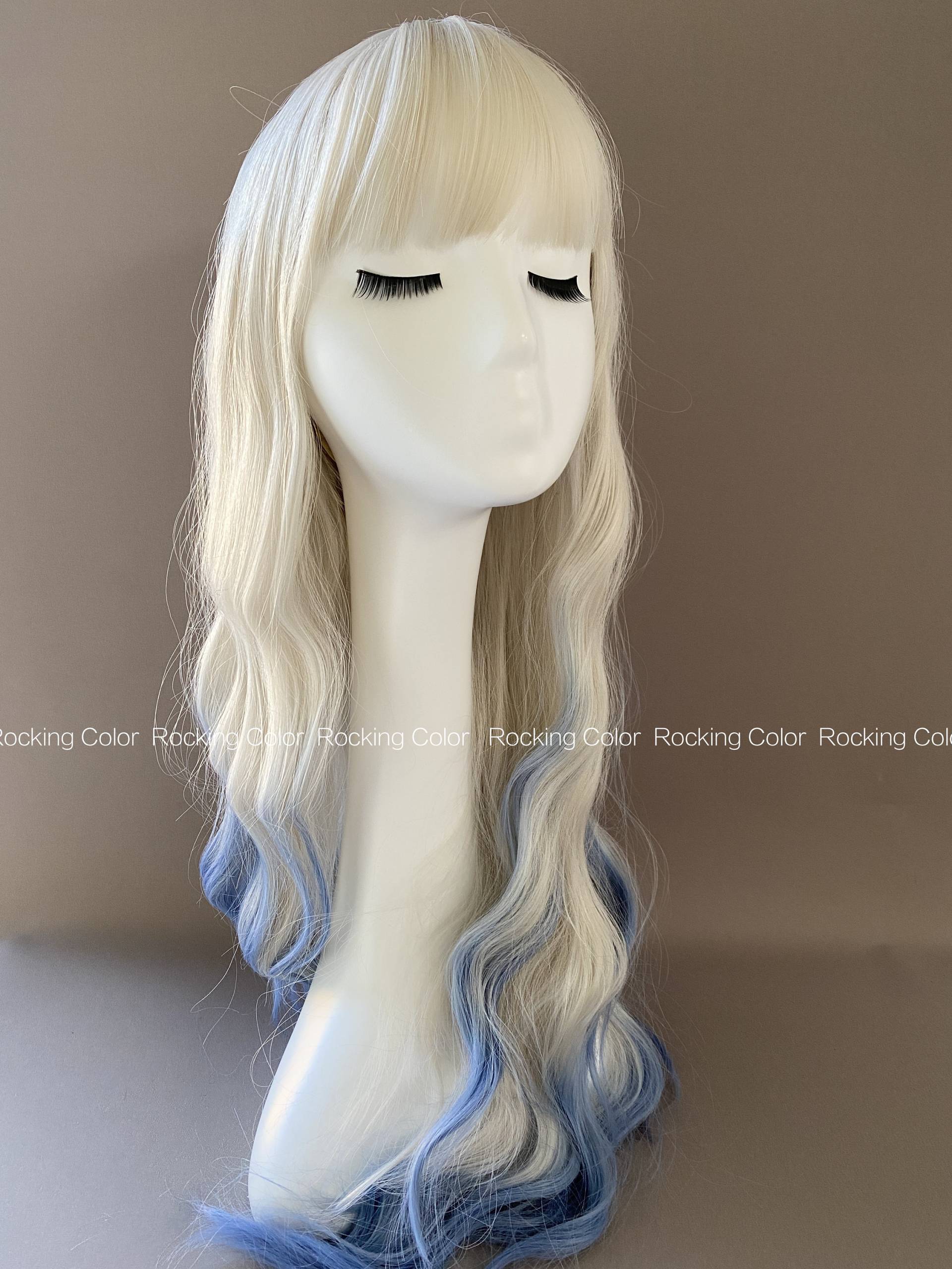 Blond Bis Blau An Den Enden Ombre Gewellte Perücke Mit Pony/26-Zoll-Lang Spitzen Fringe Perücke. Gratis Perückenkappe von RockingColour