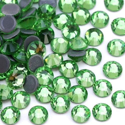 Rockreyoa 1440pcs Hotfix Strasssteine Glas Glitzersteine Kristall Glitzersteine Glas Runde Strasssteine Kleidung-Strasssteine Klar Strasssteine für Diamant Kleidung Schuhe Pinzette Hell Grün SS10 von Rockreyoa