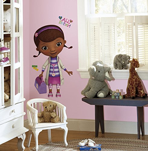 RoomMates 22830 Doc McStuffins Wandaufkleber zum Aufkleben, Mehrfarbig, einheitsgröße von RoomMates