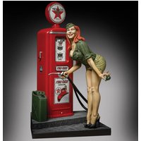 Pin-up at the gas pump (75mm) von Royal Model