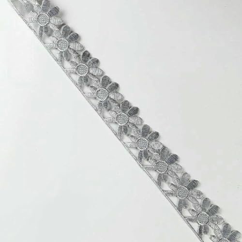4 Yards/Lot Gold Silber Cos Kostüm Stickerei Spitzenbesatz Band Bühnenkleid Performance Kleidung DIY Applikation Patch Zubehör-02 Silber 4 cm breit-4 Yards pro Stück 4 Yards/Lot Gold Silber Cos Kostüm Stickerei Spitzenbesatz Band Bühnenkleid Performance Kleidung DIY Applikation Patch Zubehör-02 Silber 4 cm breit-4 Yards pro Stück von SHHEG