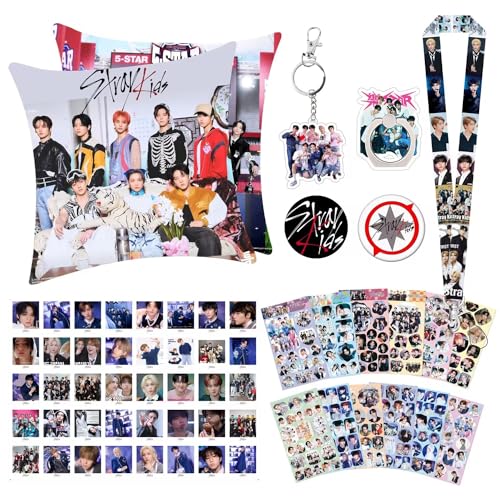 Stray Kids Fanartikel Set Für STAY, Straykids Merch mit 1 Stray Kids 45x45cm Kissenbezug, 1 Schlüsselanhänger, 1 Handy Ring, 1 Schlüsselband, 2 Brosche, 12 Aufkleber, 40 SKZ Photocard von SOSAYI