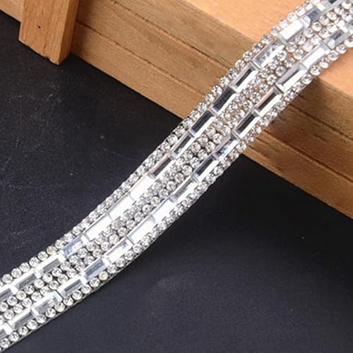 Strass-Bügelband zum Aufbügeln für elegante Brautaccessoires, perfekte Ergänzung für Ihre Kreationen (Nr. 2) von SPORTARC