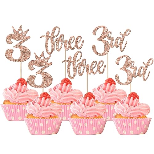 24 Stück Happy 3rd Geburtstag Cupcke Toppers Glitzer Dritte Geburtstag Tortendeko Crown Three Geburtstag Kuchen Deko für Baby-Dusche Dritte Geburtstag Party Kuchen Dekorationen Rosegold 24 Stück Happy 3rd Geburtstag Cupcke Toppers Glitzer Dritte Geburtstag Tortendeko Crown Three Geburtstag Kuchen Deko für Baby-Dusche Dritte Geburtstag Party Kuchen Dekorationen Rosegold von SYKYCTCY