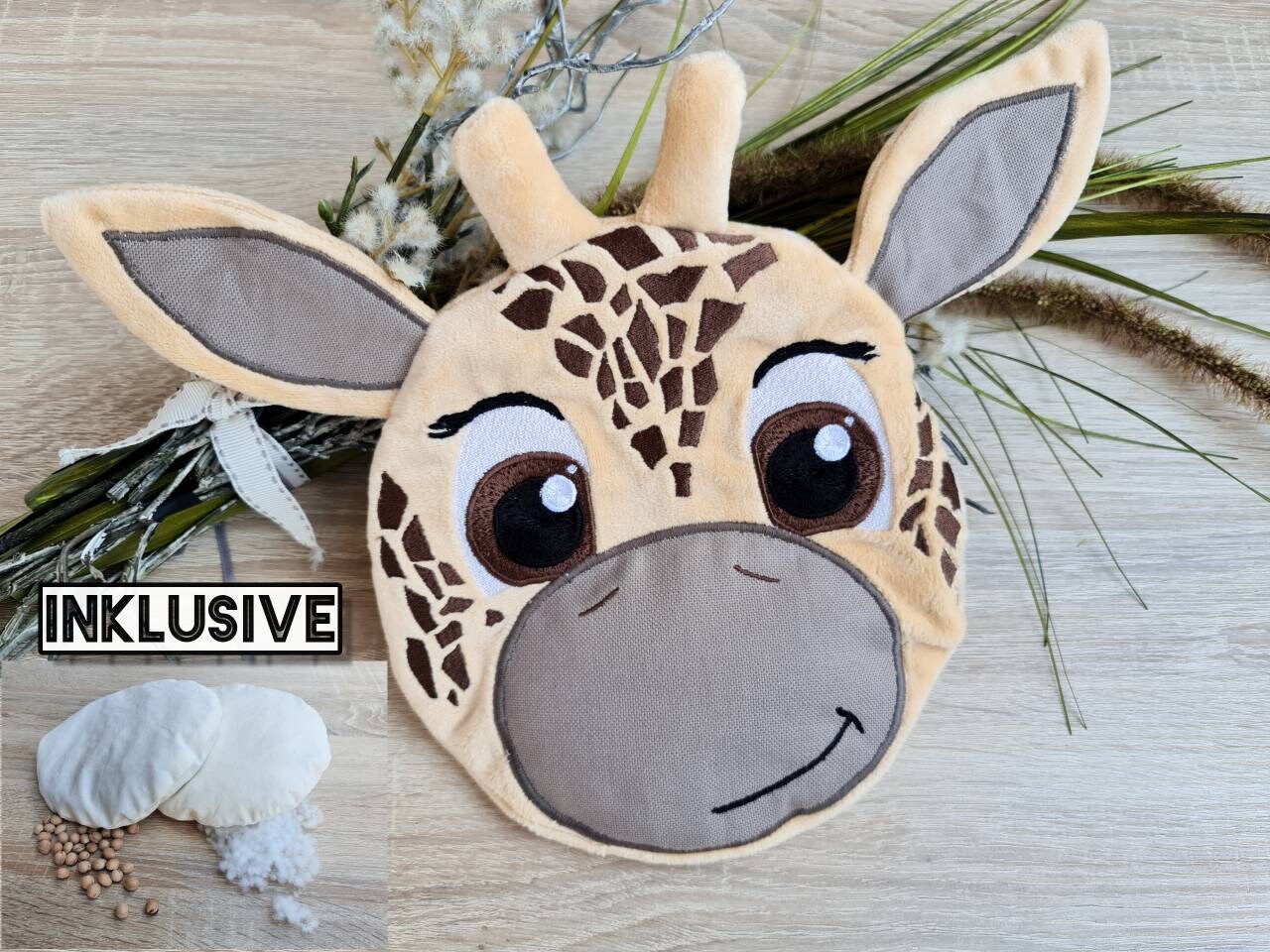 Kuschel-Wärme-Set Giraffe - Kissenhülle Plus Wählbare Innenkissen Kuscheltier Und Wärmekissen von ScaBaDesignArts