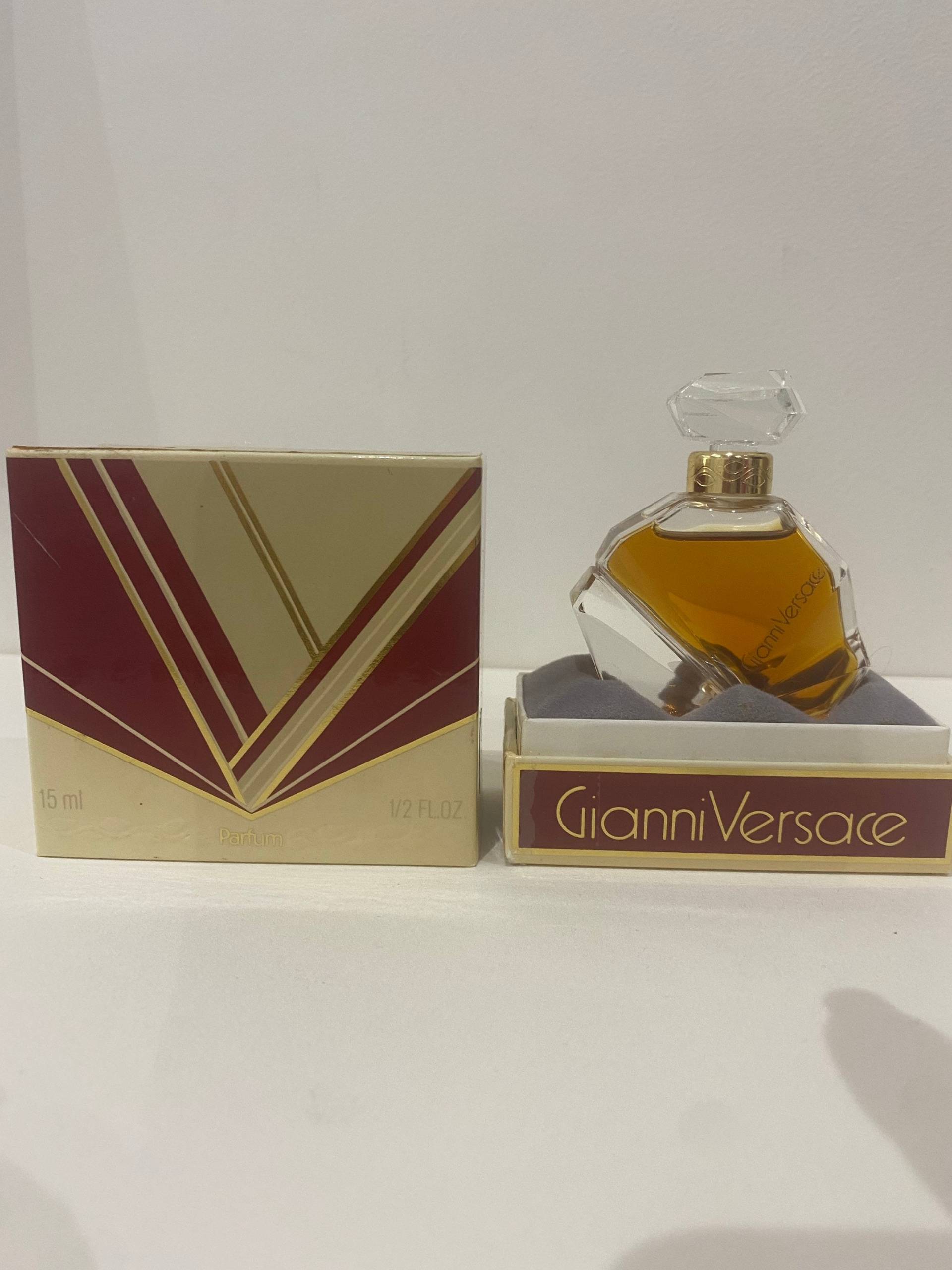 Versace Gianni Reines Parfum 15 Ml Rare, Vintage 1981. Versiegelte Flasche von ScentOfFranceVintage