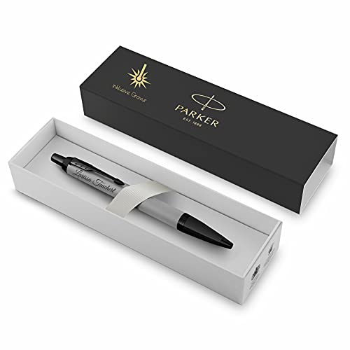 Parker IM Achromatic Kugelschreiber mit Gravur | Premium Stift | Geschenkbox | blaue Tinte | edel | personalisiertes Geschenk | Namen | graviert | Geburtstag | Büro|Prüfungen|Klausur (Matt-Grau) von Schmalz®