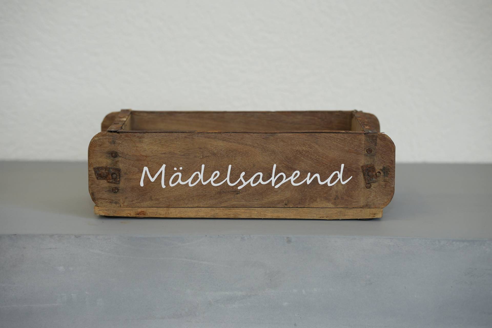 Geschenkbox "Mädelsabend" | Box Zum Selbst Befüllen Dekoration Für Dein Zuhause Aufbewahrungskiste Erinnerungsbox von SchneiderGeschenke