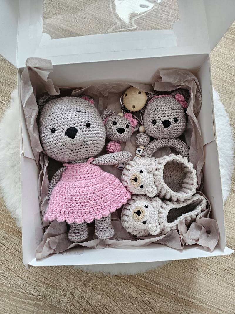 Babygeschenke Set Zur Geburt |Schmusetier| Rassel| Schnullerkette Mit Namen| Babschuhe von SchnullerkettenHaSi