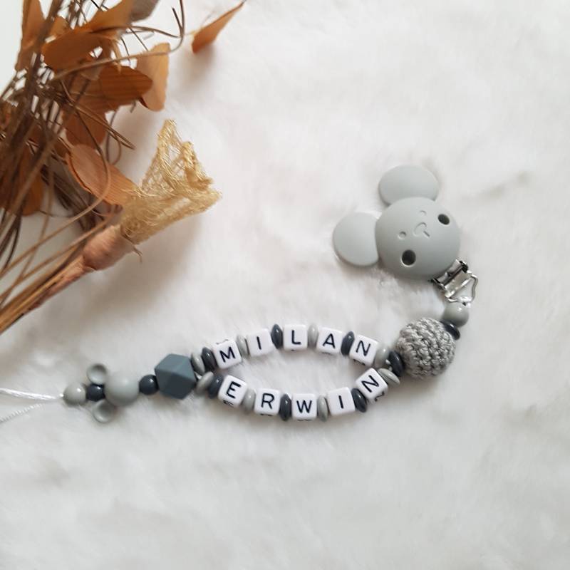 Schnullerkette Mit Doppelnamen Micky Maus | Personalisiertes Geschenk| Babygeschenke |Nuggikette |Schnullerband |Schwarz/Weiß von SchnullerkettenHaSi