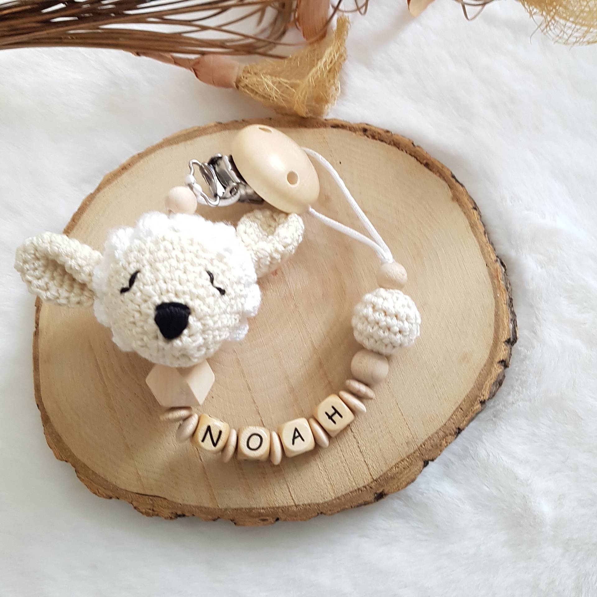 Schnullerkette Mit Namen Neutral Schaf, Babygeschenke, Namenskette von SchnullerkettenHaSi