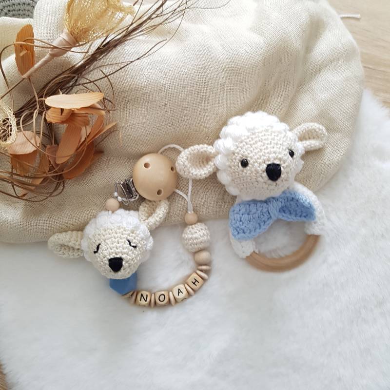 Set Schnullerkette Rassel Greifring Schaf | Babygeschenke Zur Geburt von SchnullerkettenHaSi