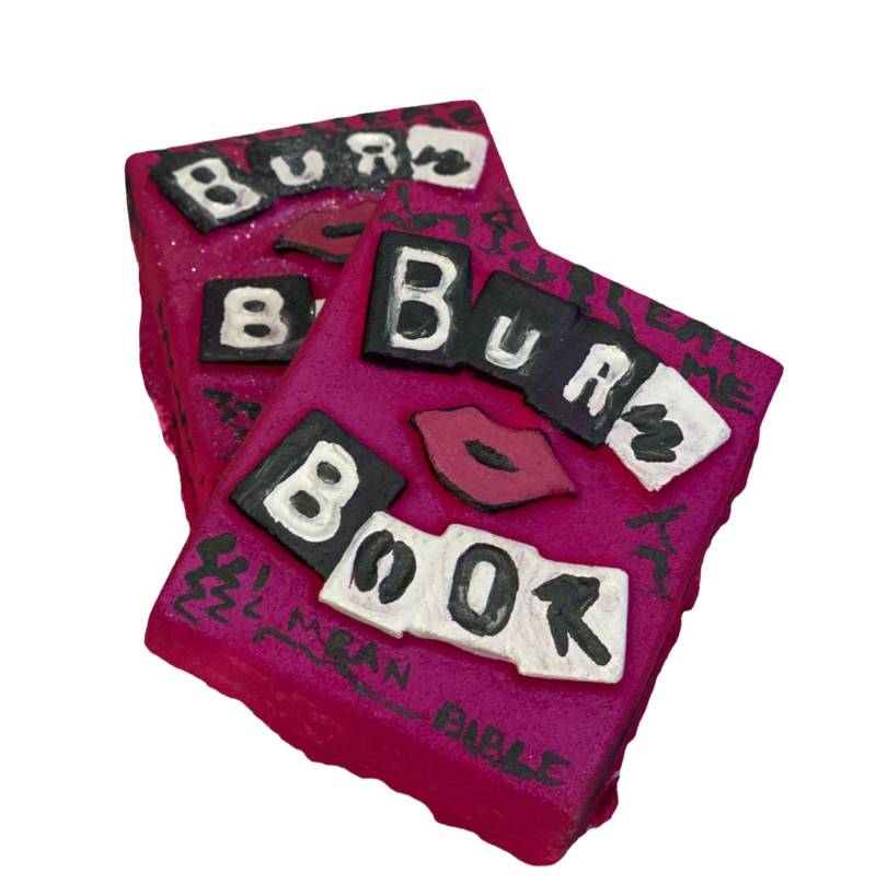 Burn Book Badebombe von ScrubCometics