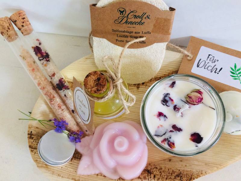 Natur Geschenke-Korb, Spa Paket, Wellness Set , Lavendel, Rose, Bienenwachs von SeelenZeit