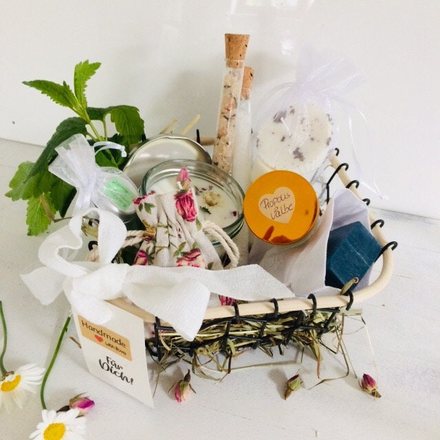 Nature Basket + Lavender Soap Package Of Tee, Reserved von SeelenZeit