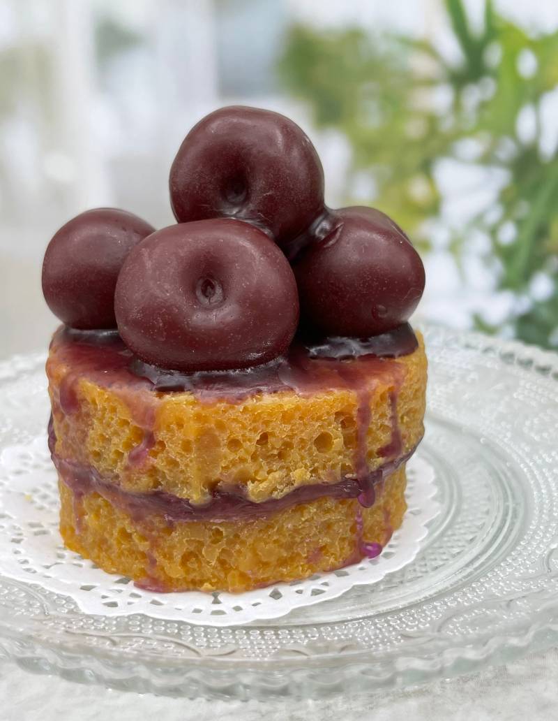 Cake With Cherry Soap Kuchen Mit Kirschen Seife Geburtstag Geschenk Idee Biskuit Cake Badezimmer Bad Deko Gästeseife Mitbringsel von SeifeMagievonValeria