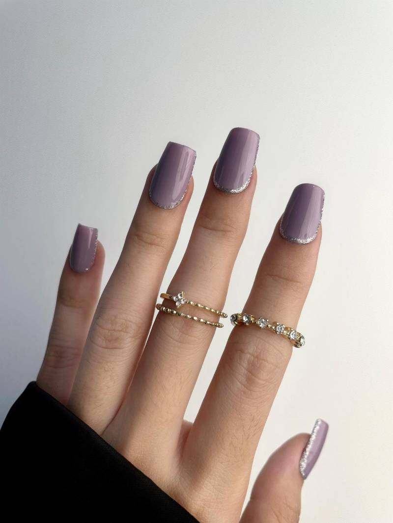 Handmade Reusable Press On Nails - Soft Lavender Ballet Square With Silver Edges | Elegant & Chic Look von Sharksnailbyyu