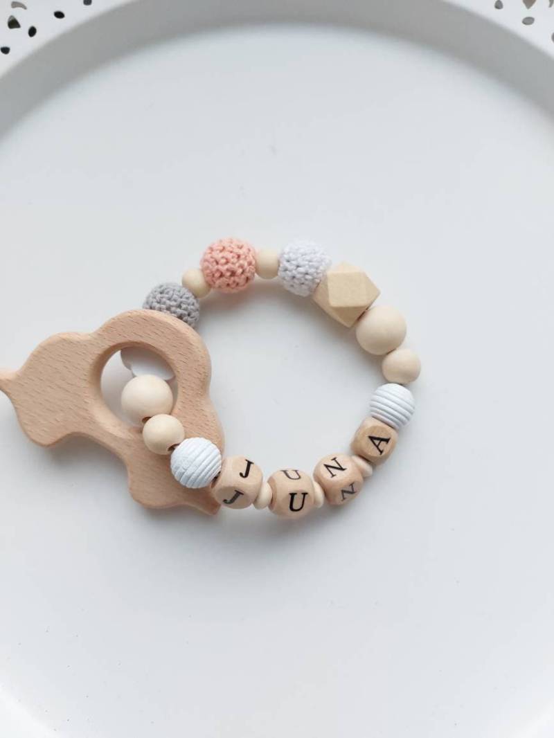 Holzgreifling Natur Greifling Beisring Mit Namen Häkelperlen Junge Baby Geschenk Personalisiert Geburt Taufe Babyparty Babykette Holz Auto von ShopPrincessDreams