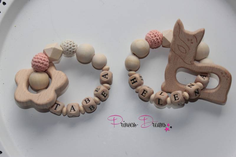 Natur Greifling Beisring Mit Namen Häkelperlen Holzgreifling Mädchen Baby Geschenk Personalisiert Geburt Taufe Babyparty Babykette Holz von ShopPrincessDreams