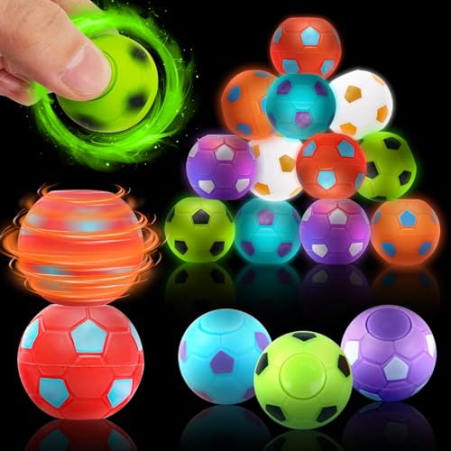 12 Stück Fussball Finger Spinner Leuchtspielzeug, Fussball Mitgebse, Fidget Toys, Mitgebsel Kindergeburtstag, Give Away Kinder Kleinigkeiten Pinata Füllung Spiel Preise Geschenke 5/6/7 /8/9 /10 Jahre 12 Stück Fussball Finger Spinner Leuchtspielzeug, Fussball Mitgebse, Fidget Toys, Mitgebsel Kindergeburtstag, Give Away Kinder Kleinigkeiten Pinata Füllung Spiel Preise Geschenke 5/6/7 /8/9 /10 Jahre von Sinwind