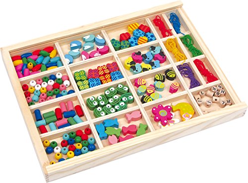 Small Foot Fädelperlen in Holzbox, buntes Perlenset aus Holz zum Basteln für Armbänder oder Ketten, ab 3 Jahren, 2465 Spielzeug von Small Foot