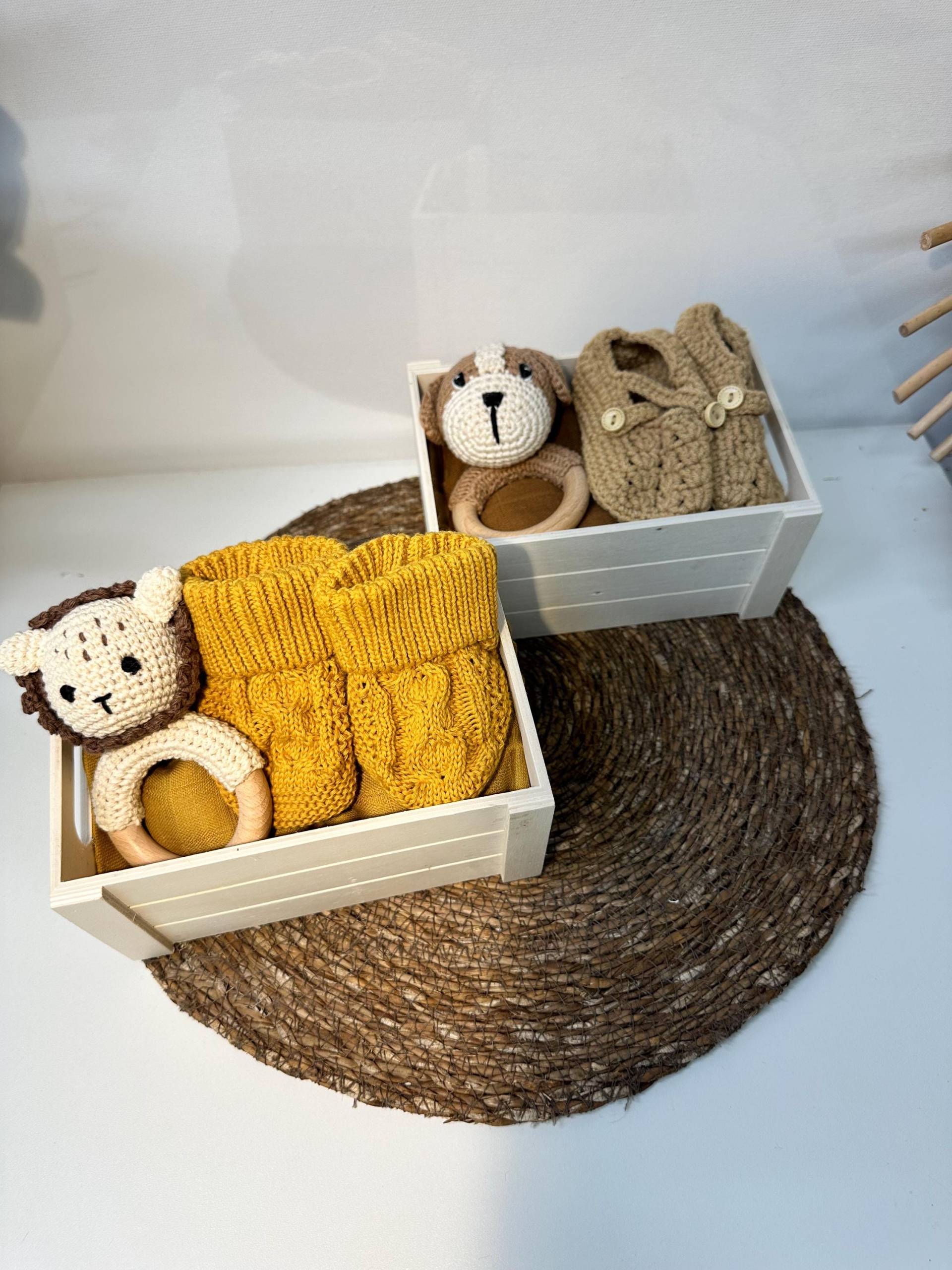 Baby Geschenkset, Geschenk Kiste Unisex, Holzkiste von SmallLightsShop