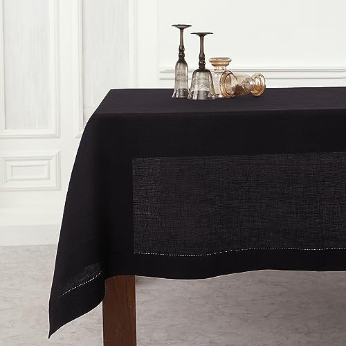 Solino Home Schwarze Leinen-Tischdecke, 335,3 x 152,4 cm (L x B) – 100 % reines Leinen, klassische Hohlsaum-Tischdecke – maschinenwaschbar, Esszimmer-Tischdecke für Urlaub, Winter von Solino Home